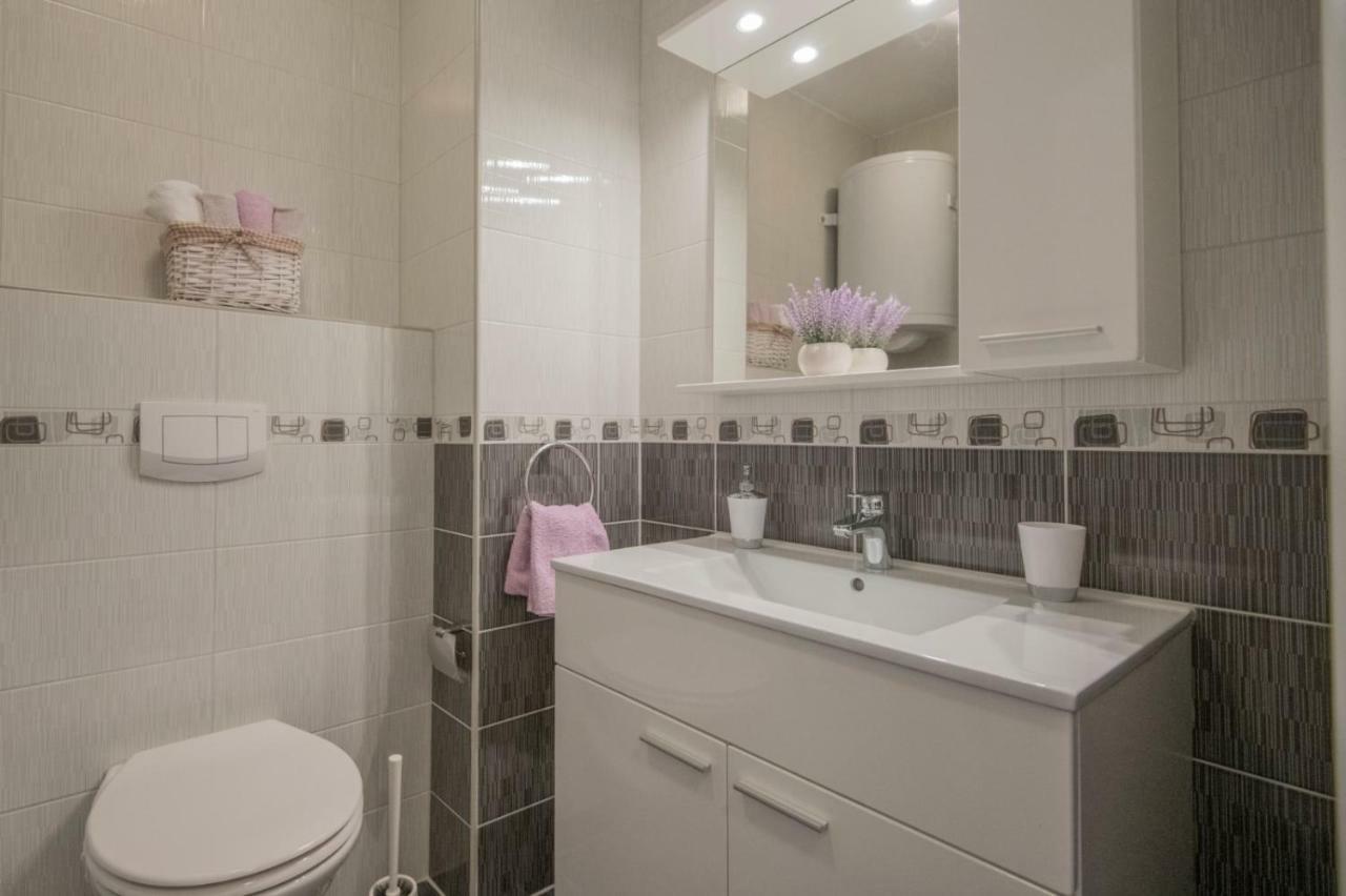 Apartment Petra Imotski Zewnętrze zdjęcie