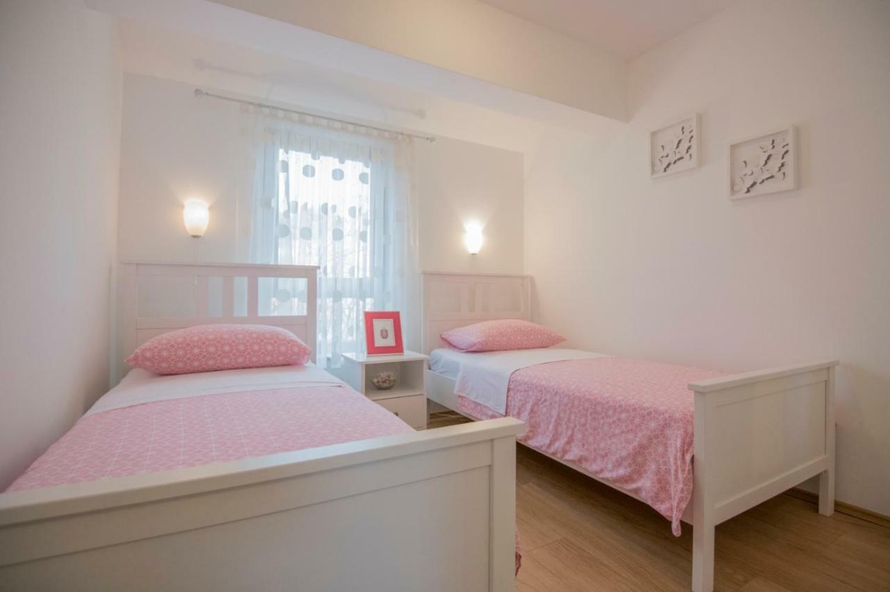 Apartment Petra Imotski Zewnętrze zdjęcie